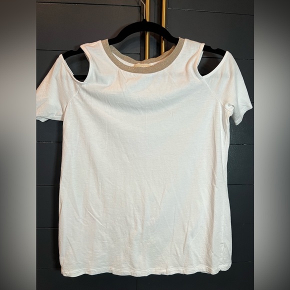Michael Kors Cold Shoulder Top white & Gold Short Sleeve Tee Size Small - Picture 1 of 5